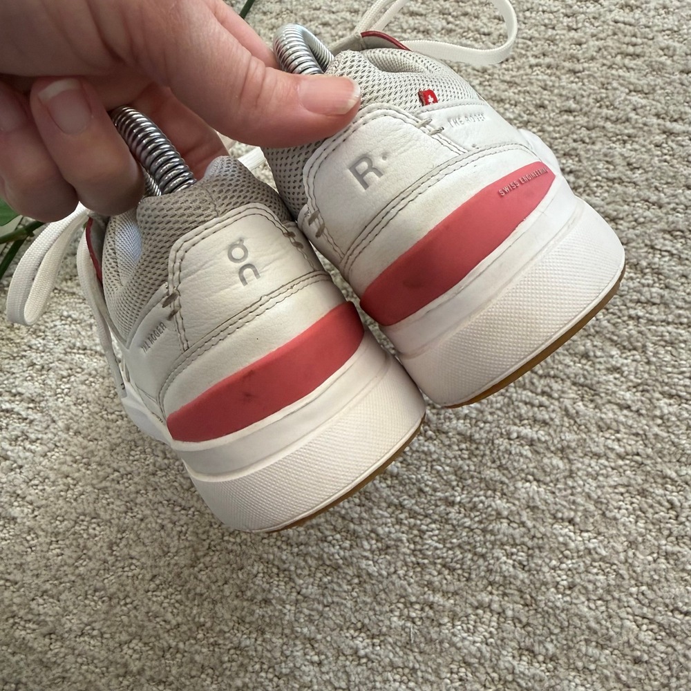 ON RUNNING THE‎ ROGER CLUBHOUSE SNEAKERS ROSEWOOD SAMPLE Women 7.5 LEATHER WHITE - Picture 5 of 12